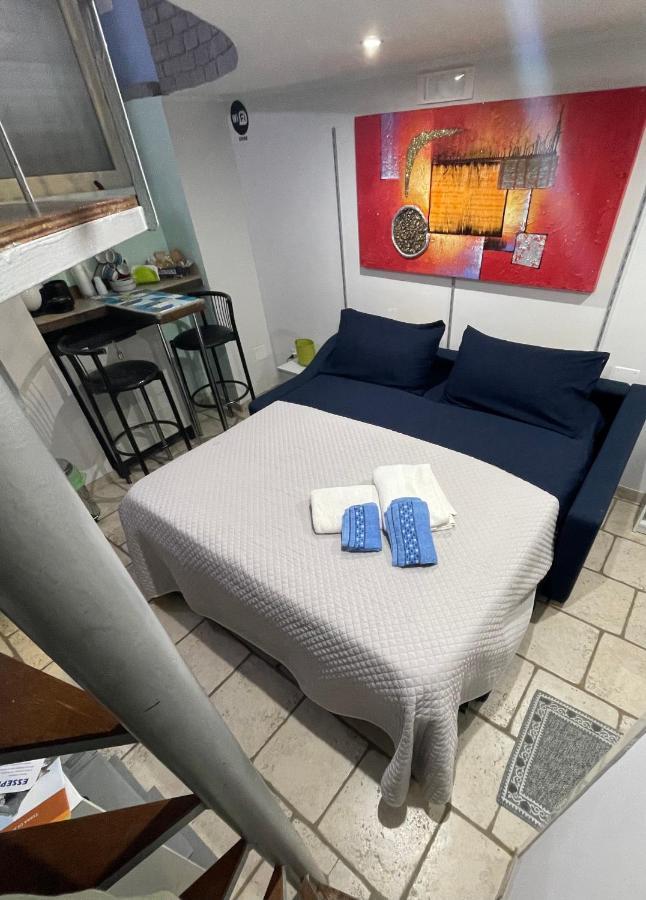 Loft 24 Panzió Brindisi Kültér fotó