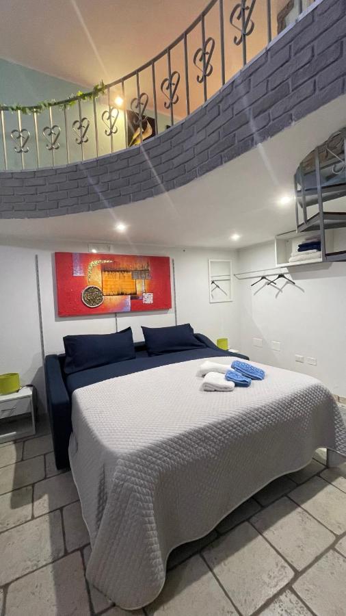 Loft 24 Panzió Brindisi Kültér fotó